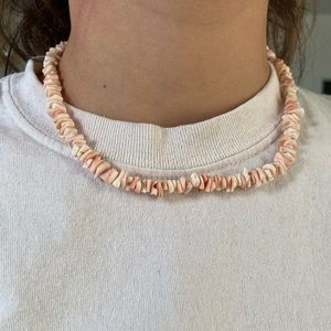 Y2k puka pink shell necklace